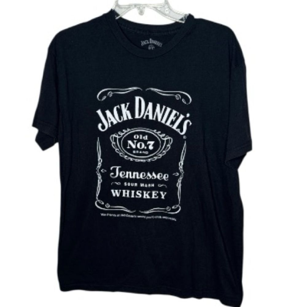 Jack Daniels Black and White Graphic T-shirt. Size Large.